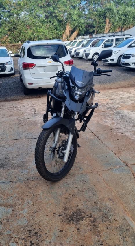 HONDA XRE 300 ABS, Foto 1