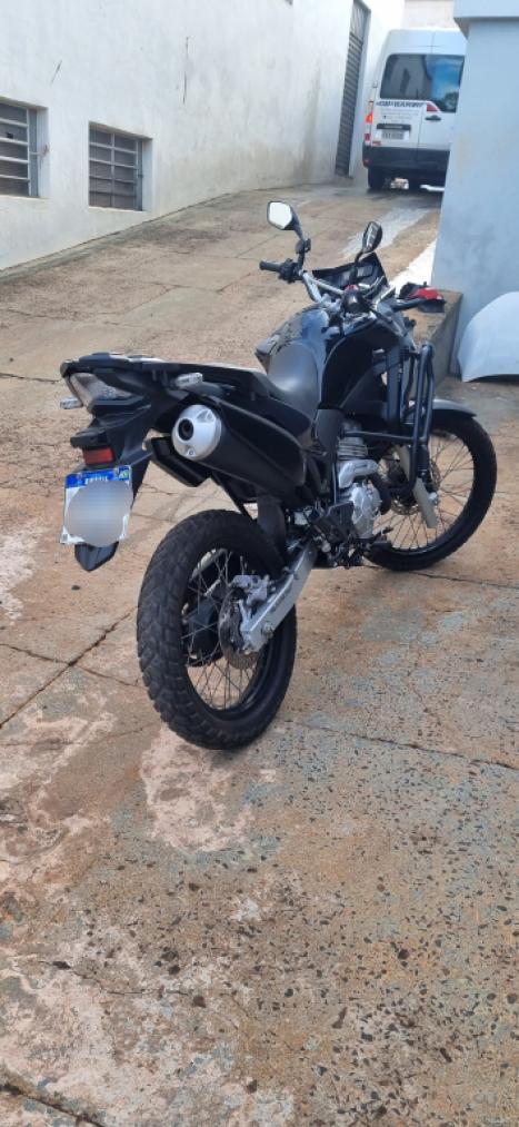 HONDA XRE 300 ABS, Foto 3