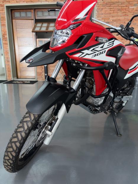 HONDA XRE 300 ABS, Foto 5