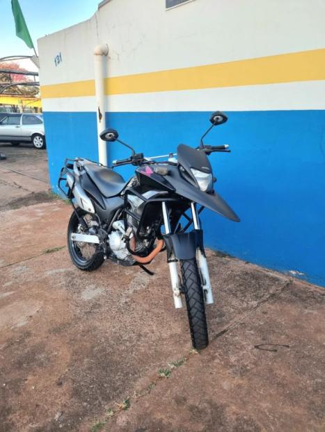 HONDA XRE 300 ABS, Foto 2