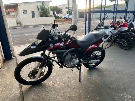 HONDA XRE 300 ADVENTURE, Foto 3