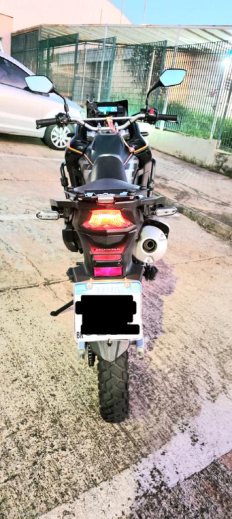 HONDA XRE 300 ADVENTURE, Foto 2