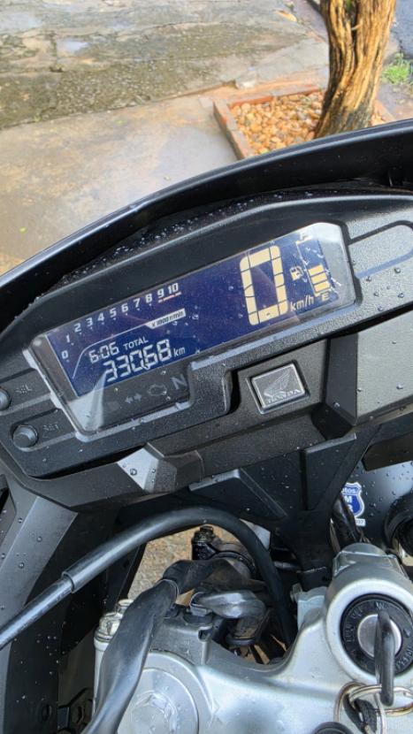 HONDA XRE 300 ADVENTURE, Foto 2