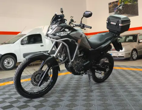 HONDA XRE 300 Sahara , Foto 2