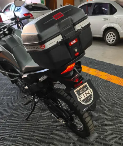 HONDA XRE 300 Sahara , Foto 7