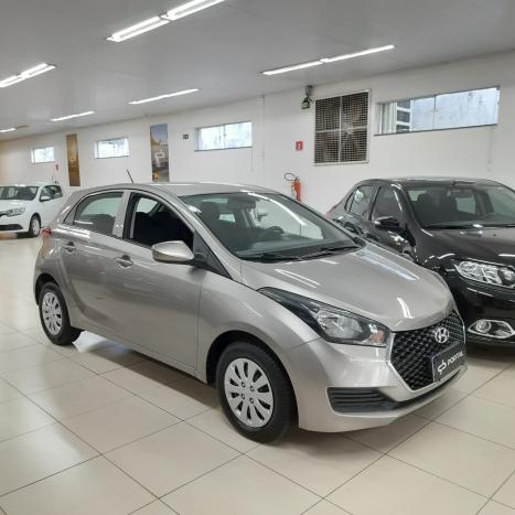 HYUNDAI Accent 1.5 4P GLS, Foto 1