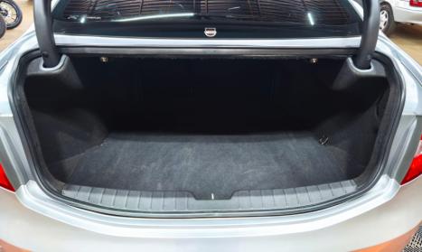 HYUNDAI Azera 3.0 V6 24V GLS AUTOMÁTICO, Foto 8 HYUNDAI Azera 3.0 V6 24V GLS AUTOMÁTICO, Foto 8