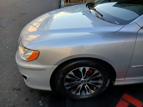 HYUNDAI Azera 3.3 V6 24V GLS AUTOM�TICO, Foto 4