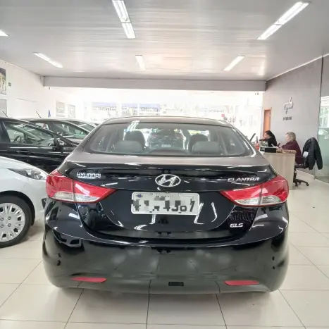 HYUNDAI Elantra 1.8 16V 4P, Foto 2