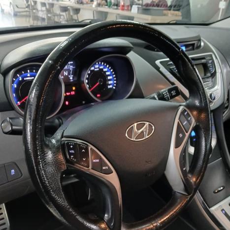HYUNDAI Elantra 1.8 16V 4P, Foto 4
