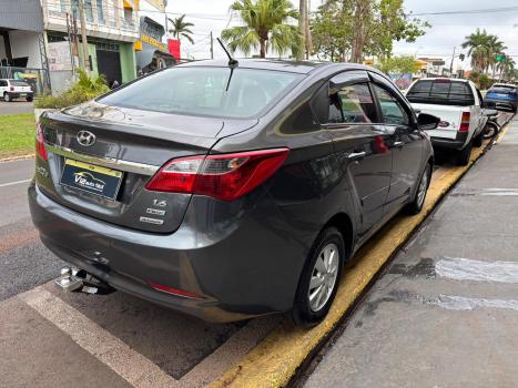 HYUNDAI H 100 2.6 3 P GLS DIESEL, Foto 2 HYUNDAI H 100 2.6 3 P GLS DIESEL, Foto 2