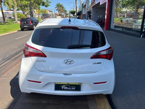 HYUNDAI H 100 , Foto 4