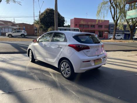 HYUNDAI HB 20 Hatch 1.6 16V 4P FLEX COMFORT PLUS, Foto 3
