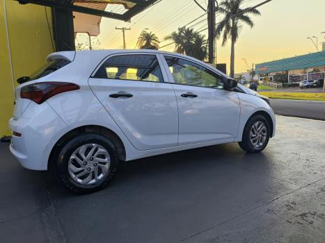 HYUNDAI HB 20 Hatch 1.0 12V 4P FLEX UNIQUE, Foto 4