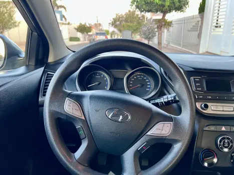 HYUNDAI HB 20 Hatch 1.6 16V 4P FLEX COMFORT, Foto 9