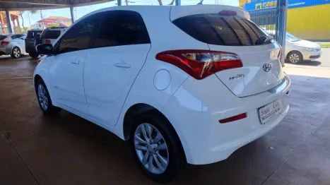 HYUNDAI HB 20 Hatch 1.0 12V 4P FLEX COMFORT, Foto 6