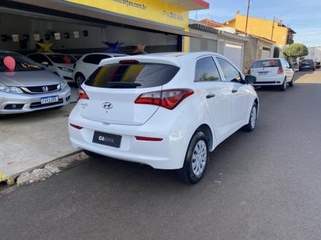 HYUNDAI HB 20 Hatch 1.0 12V 4P FLEX UNIQUE, Foto 4