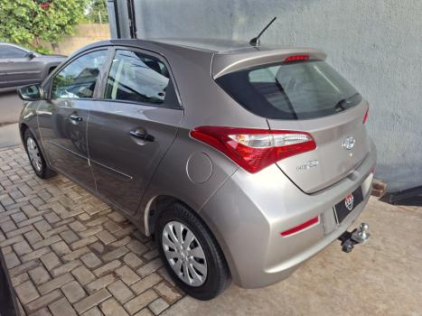 HYUNDAI HB 20 Hatch 1.0 12V 4P FLEX COMFORT PLUS, Foto 2