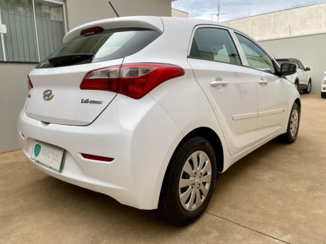 HYUNDAI HB 20 Hatch 1.6 16V 4P FLEX COMFORT PLUS, Foto 7