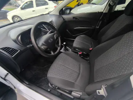 HYUNDAI HB 20 Hatch 1.0 12V 4P FLEX UNIQUE, Foto 4