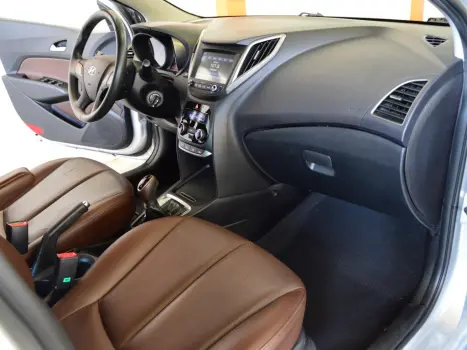 HYUNDAI HB 20 Hatch X 1.6 16V 4P PREMIUM FLEX AUTOM�TICO, Foto 6