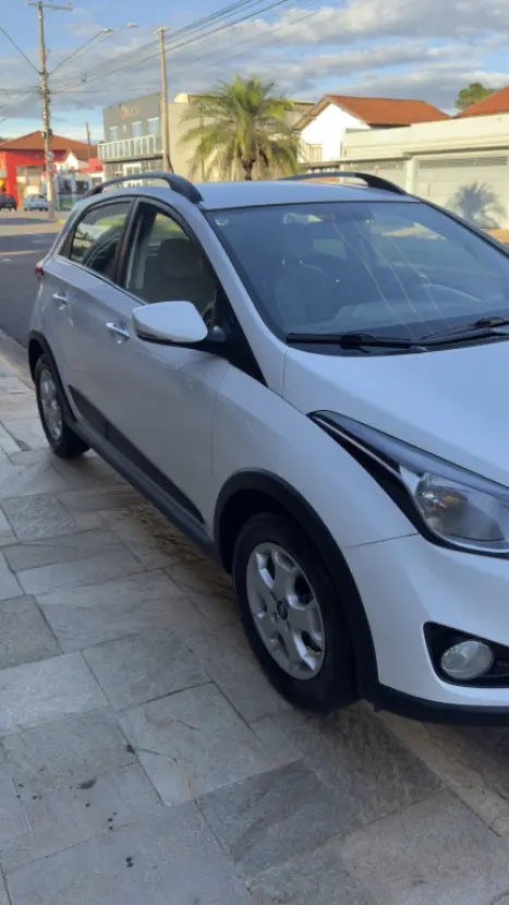HYUNDAI HB 20 Hatch X 1.6 16V 4P PREMIUM FLEX AUTOM�TICO, Foto 2