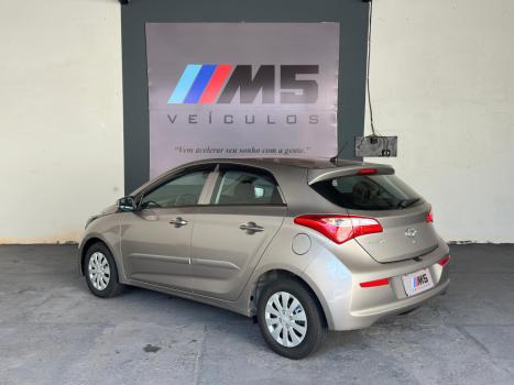 HYUNDAI HB 20 Hatch 1.0 12V 4P FLEX COMFORT PLUS, Foto 4