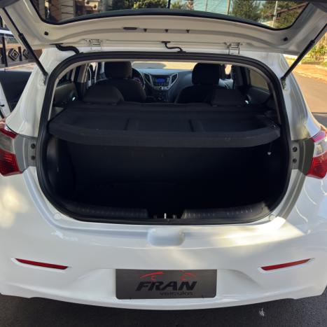 HYUNDAI HB 20 Hatch 1.6 16V 4P FLEX COMFORT PLUS AUTOM�TICO, Foto 12