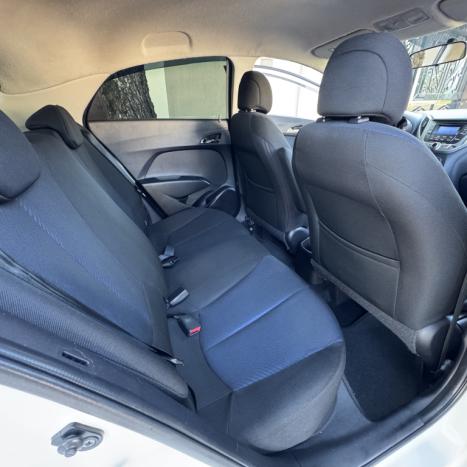 HYUNDAI HB 20 Hatch 1.6 16V 4P FLEX COMFORT PLUS AUTOM�TICO, Foto 16