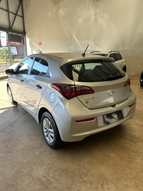 HYUNDAI HB 20 Hatch 1.0 12V 4P FLEX UNIQUE, Foto 4