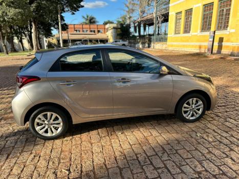 HYUNDAI HB 20 Hatch 1.6 16V 4P FLEX COMFORT PLUS AUTOM�TICO, Foto 4