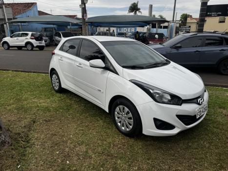 HYUNDAI HB 20 Hatch 1.6 16V 4P FLEX COMFORT STYLE AUTOM�TICO, Foto 2