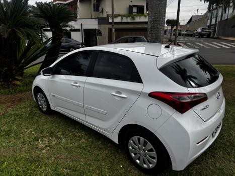 HYUNDAI HB 20 Hatch 1.6 16V 4P FLEX COMFORT STYLE AUTOM�TICO, Foto 4