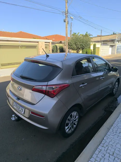 HYUNDAI HB 20 Hatch 1.0 12V 4P FLEX COMFORT PLUS, Foto 4