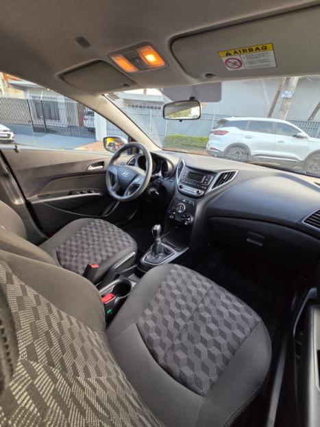 HYUNDAI HB 20 Hatch 1.6 16V 4P FLEX COMFORT PLUS, Foto 4