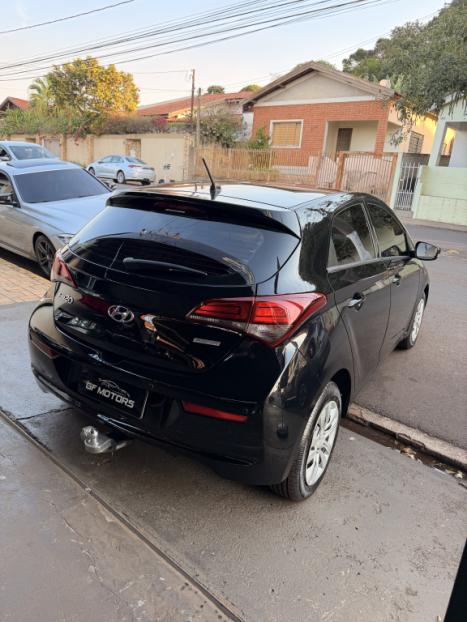 HYUNDAI HB 20 Hatch 1.6 16V 4P FLEX COMFORT PLUS AUTOM�TICO, Foto 3