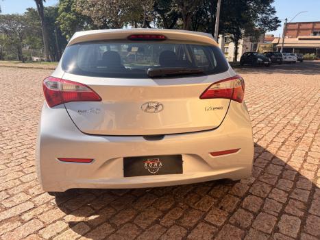 HYUNDAI HB 20 Hatch 1.6 16V 4P FLEX COMFORT PLUS, Foto 9