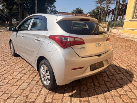 HYUNDAI HB 20 Hatch 1.6 16V 4P FLEX COMFORT PLUS, Foto 11