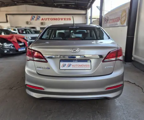 HYUNDAI HB 20 Sedan 1.6 16V 4P FLEX COMFORT PLUS AUTOMTICO, Foto 4
