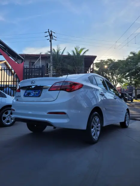 HYUNDAI HB 20 Sedan 1.0 12V 4P FLEX COMFORT PLUS, Foto 8