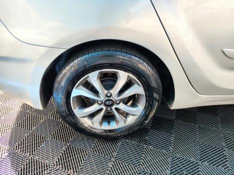 HYUNDAI HB 20 Sedan 1.6 16V 4P FLEX COMFORT COPA DO MUNDO, Foto 3