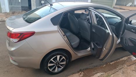 HYUNDAI HB 20 Sedan 1.6 16V 4P FLEX 5 ANOS AUTOM�TICO, Foto 13