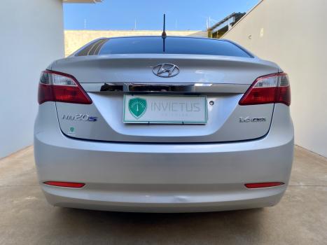 HYUNDAI HB 20 Sedan 1.6 16V 4P FLEX COMFORT PLUS, Foto 6