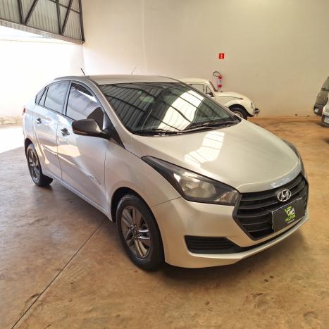 HYUNDAI HB 20 Sedan 1.6 16V 4P FLEX COMFORT COPA DO MUNDO AUTOM�TICO, Foto 2