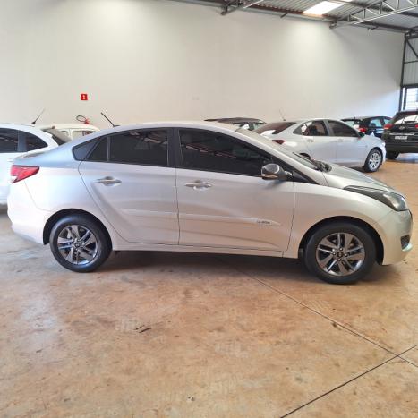 HYUNDAI HB 20 Sedan 1.6 16V 4P FLEX COMFORT COPA DO MUNDO AUTOM�TICO, Foto 9