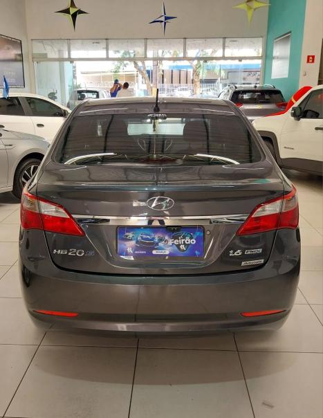 HYUNDAI HB 20 Sedan 1.6 16V 4P FLEX COMFORT PLUS AUTOM�TICO, Foto 3