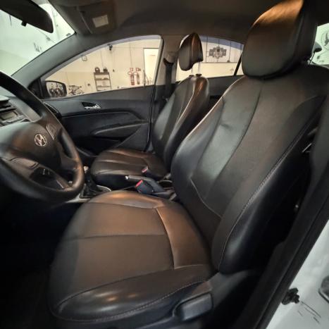 HYUNDAI HB 20 Sedan 1.0 12V 4P FLEX COMFORT COPA DO MUNDO, Foto 9
