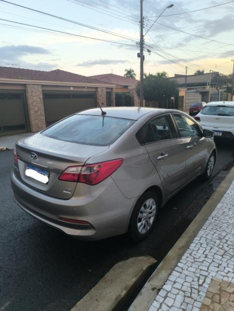 HYUNDAI HB 20 Sedan 1.6 16V 4P FLEX COMFORT PLUS, Foto 3