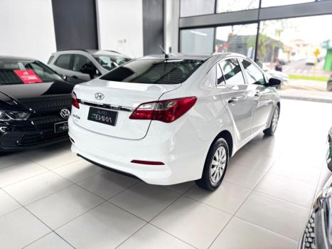 HYUNDAI HB 20 Sedan 1.0 12V 4P FLEX UNIQUE, Foto 4