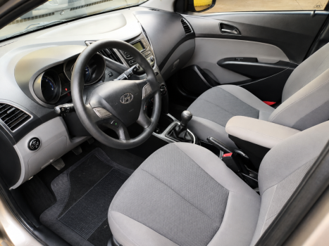 HYUNDAI HB 20 Sedan 1.0 12V 4P FLEX COMFORT PLUS, Foto 8